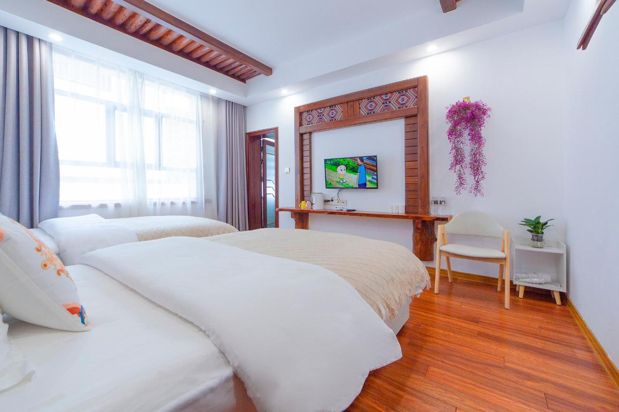 Easy House Hotel Жангжиаже Екстериор снимка